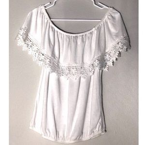 White Off the shoulder Top